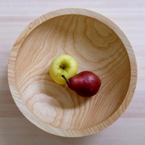 Ash bowl with pear and apple